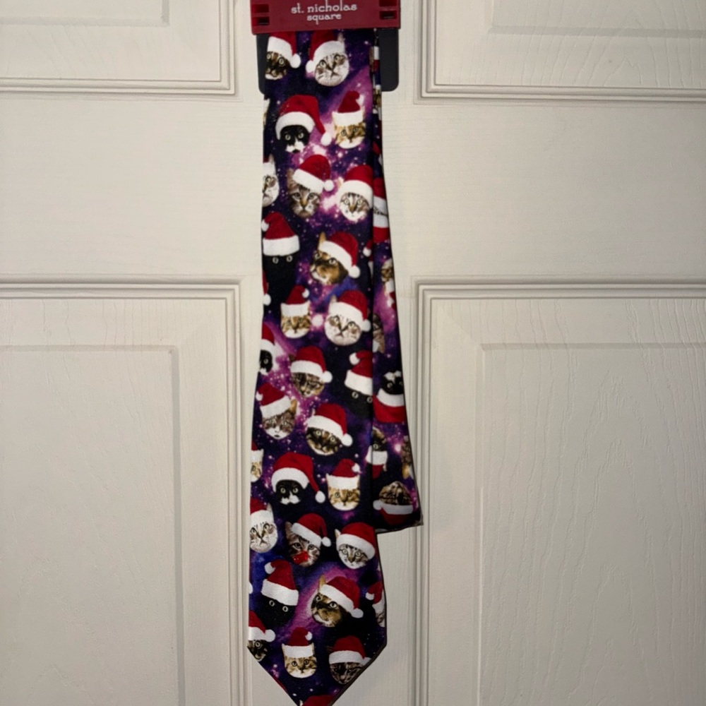 St. Nicholas Square Cat Christmas Tie that lights up